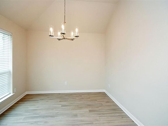 5th image of 14384 N Summerchase Cir