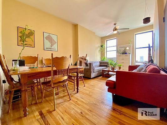 1st image of 742 Franklin Ave APT 3