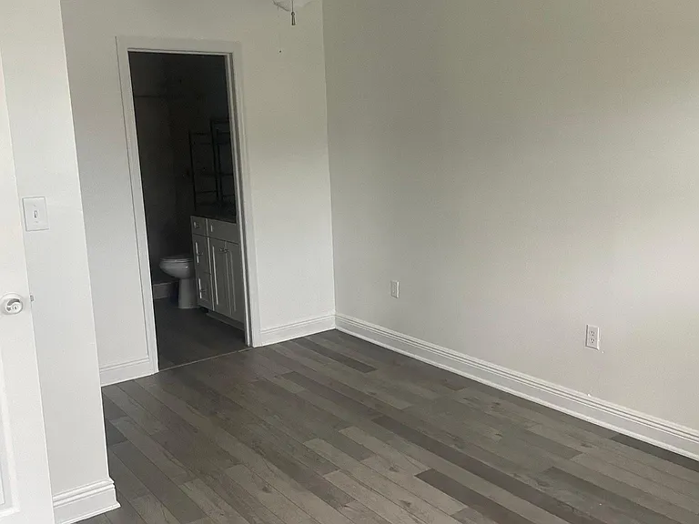 4862 Andros Dr — Photo 4