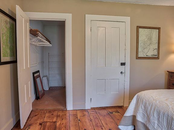 Rear bedroom closet.