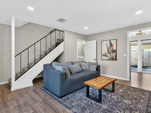 9780 Las Lomas Ave APT 7, Atascadero, CA 93422