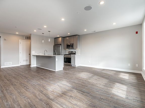 2nd image of 1520 Frankford Ave