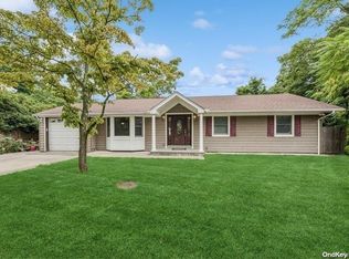 294 Fillmore St, Centerport, NY 11721