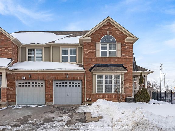 2nd image of 22 Apple Valley Way