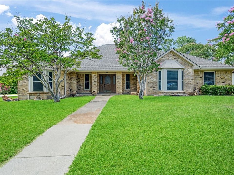 1st image of 1621 Idlewood Dr