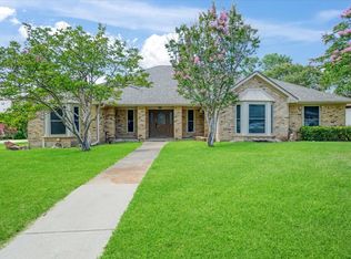 1621 Idlewood Dr, Sherman, TX 75092