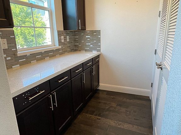5th image of 642 Turnbuckle Dr Unit 1806