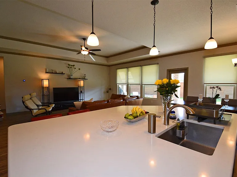8158 Luz De Luna St — Photo 36