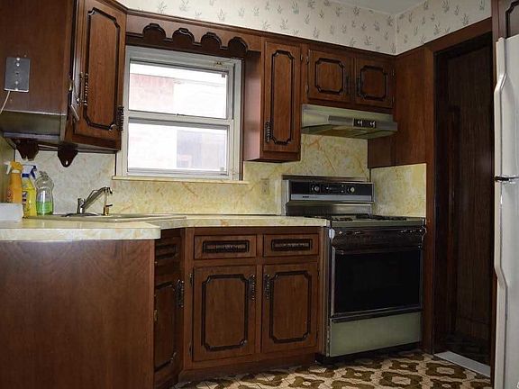 2nd image of 73-20 172nd St #Wh