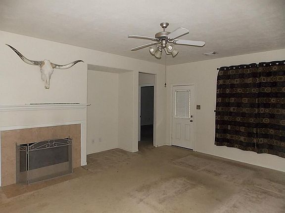 2nd image of 23313 Nixburg Ln