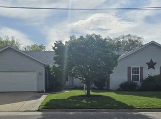 102 N Smith Rd, Urbana, IL 61802