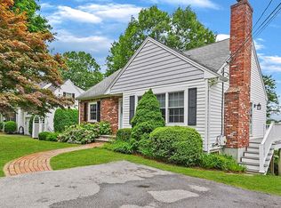 39 Miller Ave, Framingham, MA 01702