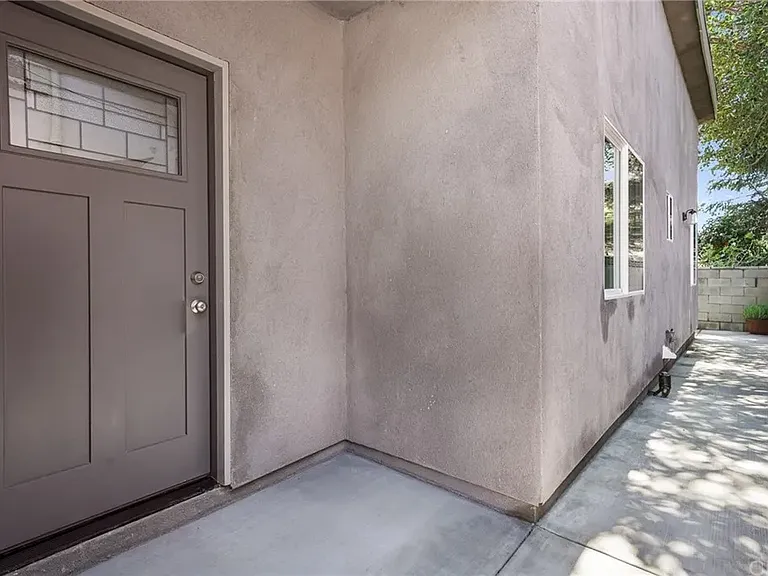 13231 Jefferson Ave #B — Photo 14