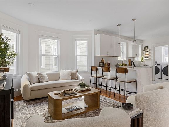 2nd image of 29-31 Cushing St #1