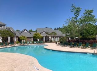 925 Sandringham Dr, Milton, GA 30004