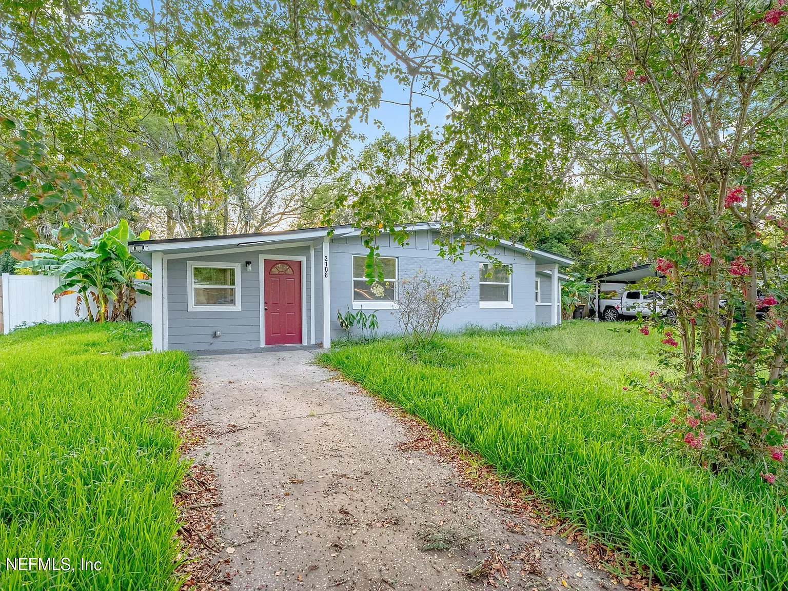 3 bed, 2.0 bath, 1579 sqft, $1,800 — Photo 3