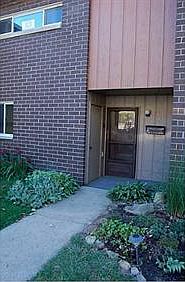 1st image of 105 Rivermont Ct #105