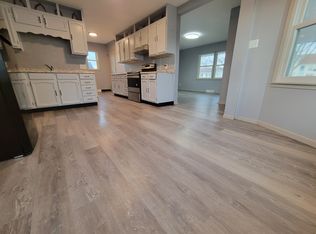 623 Grove St #1, Perry, IA 50220