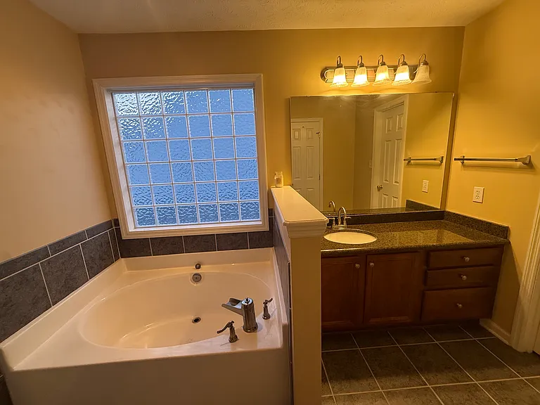 559 Cypress Pond Dr — Photo 9