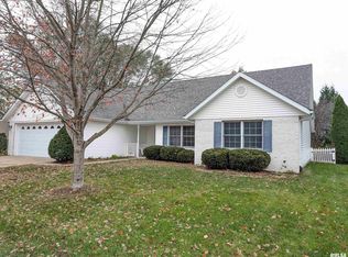 1931 Dane Kelsey Dr, Pekin, IL 61554