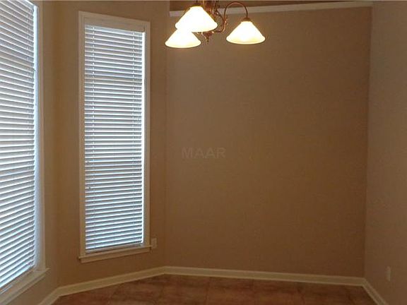 4th image of 9154 Chastain Pl