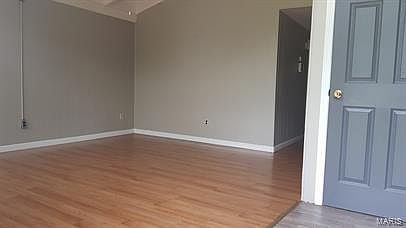 5th image of 2830 Grants Pkwy