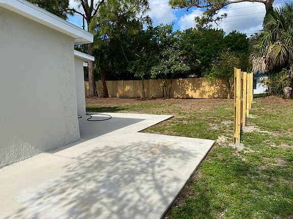 5th image of 4449 Chicopa St