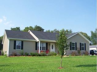 197 D F Petty Rd, Bowling Green, KY 42103
