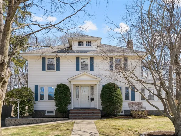 54 Front St, Weymouth, MA 02188