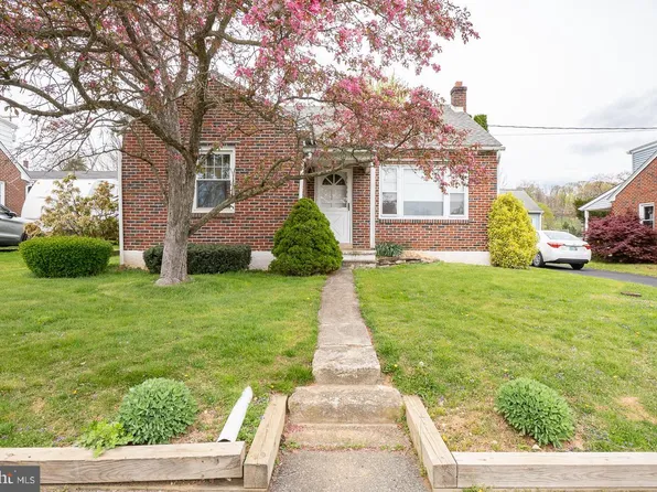 29 Fegley St, Boyertown, PA 19512