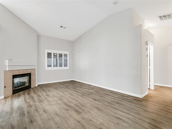 5th image of 2650 Holy Cross Dr