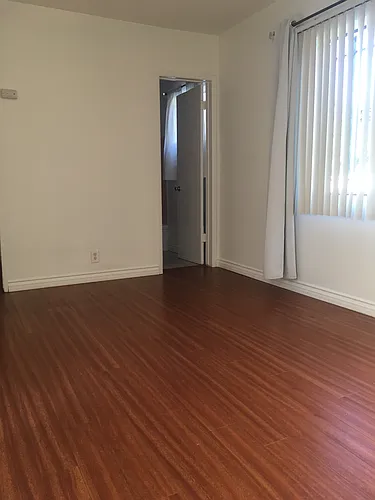 1421 Venice Blvd #5 Photo 1