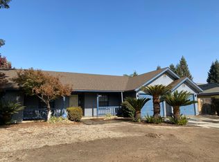 2708 E Paradise Ave, Visalia, CA 93292