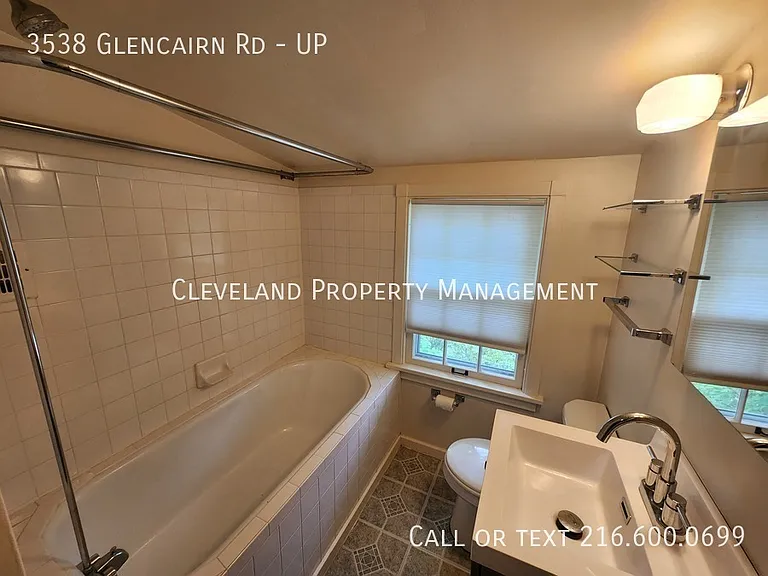 3538 Glencairn Rd #UP — Photo 18