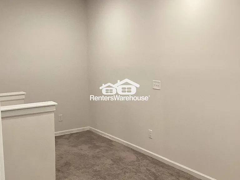 1132 Chastain Dr — Photo 10