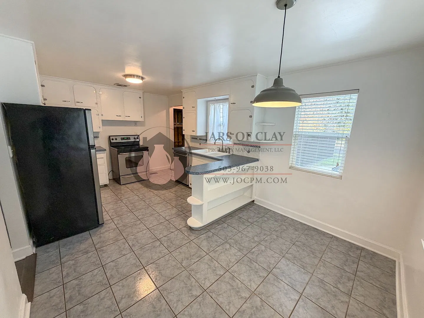 Move-In Ready 2-Bedroom Residence | Near Englewood Park & Downtown Salem — Photo 3