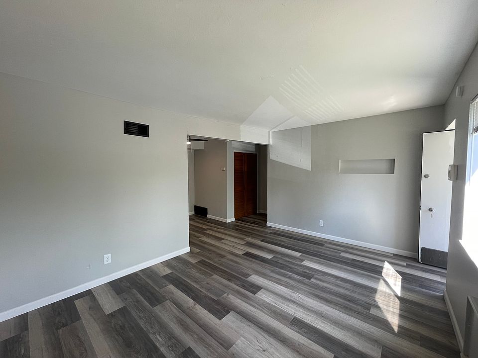 1st image of 10060 Toelle Ln APT A