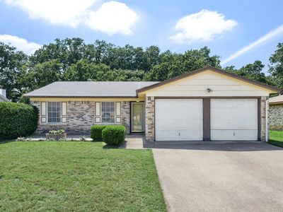 6004 Springwood Dr, Arlington, TX, 76001