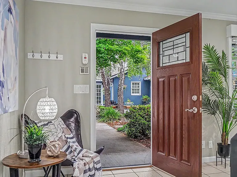 615 Empey Way — Photo 6