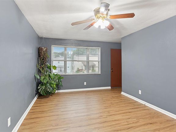 4th image of 3963 Eichelberger St