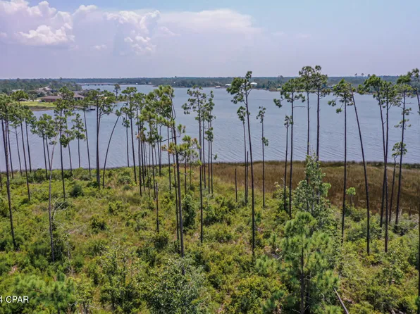 701 Island Ct, Panama City, FL 32404