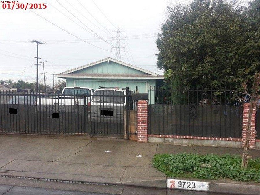 1st image of 9723 Parmelee Ave