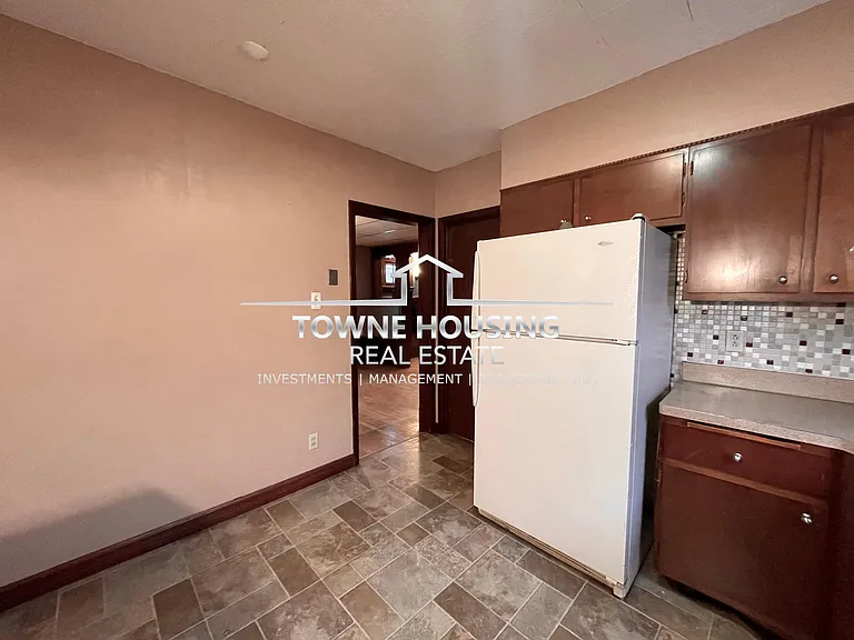 418 Colvin Ave — Photo 17