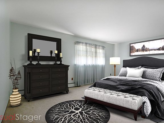 5th image of 6 Michelle Ave