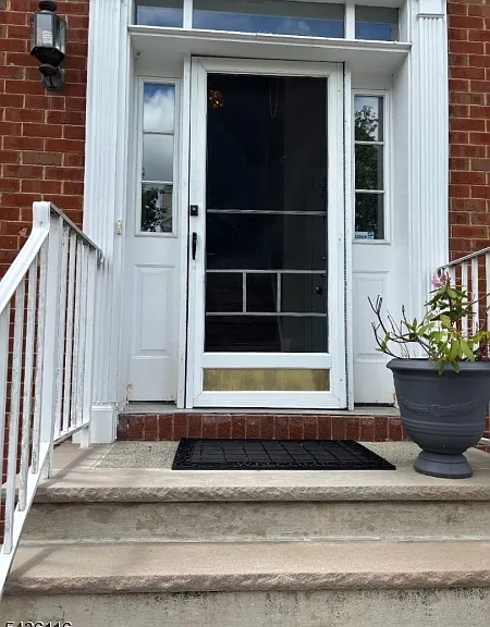 15 Washington Ct — Photo 1