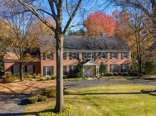 755 Ridgecrest Rd, Akron, OH 44303