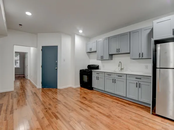 37 Logan Avenue image 6 of 30