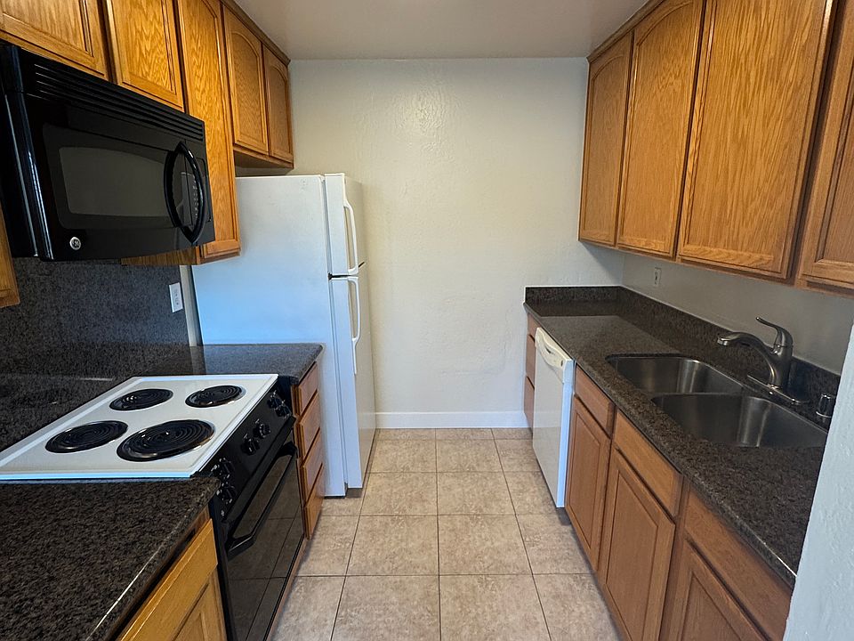 1st image of 1056 Grand Ave #103