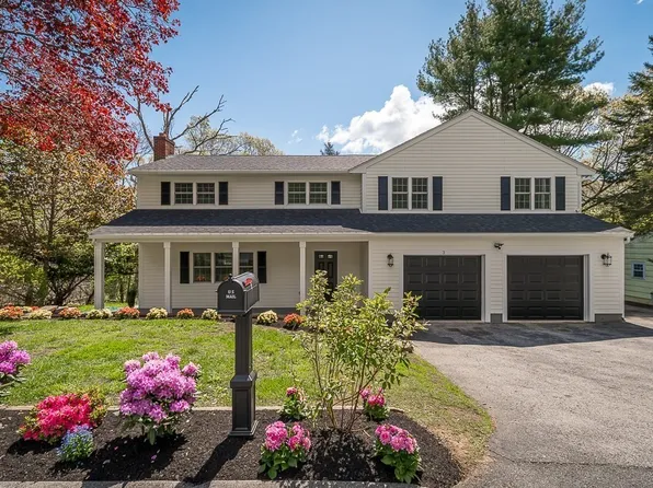 3 Juniper St, Ipswich, MA 01938