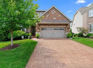 130 Tuscany Trace Dr, Saint Charles, MO 63303